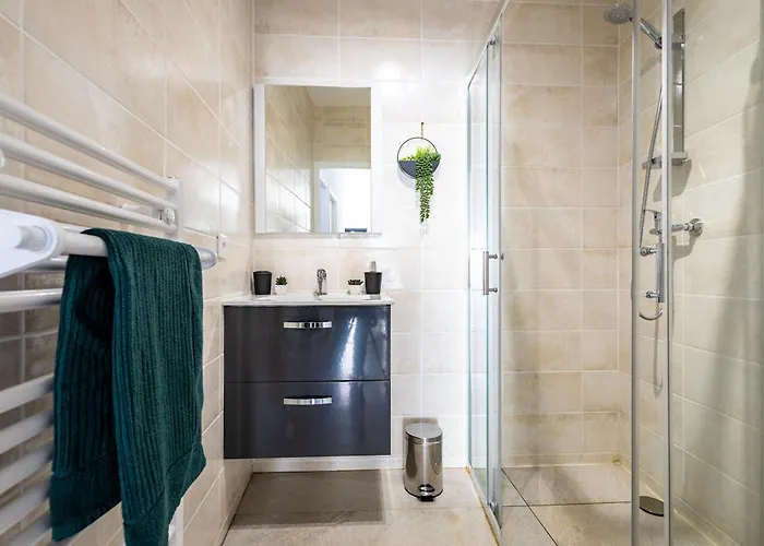 Le Sequoia - Maison Individuelle, Terrasse, Parking Prive Nyaraló