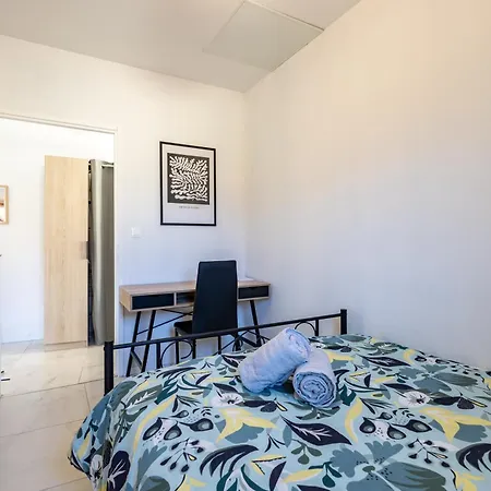 Le Sequoia - Maison Individuelle, Climatisee, Terrasse, Parking Prive *