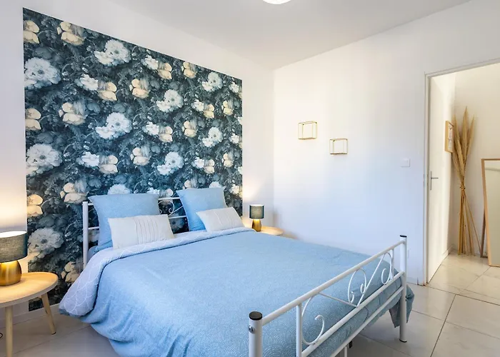 Le Sequoia - Maison Individuelle, Terrasse, Parking Prive * Saix (Tarn)